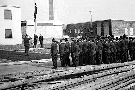 Die erste Flaggenparade am Luftwaffenstandort jährt sich im kommenden Jahr zum 50sten mal, Foto: Luftwaffe (1966)